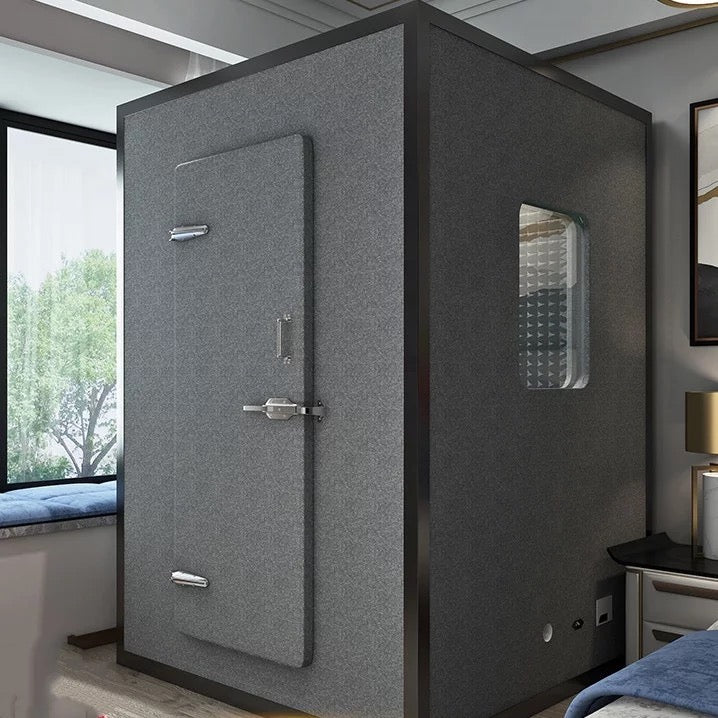 Gesangskabine SOLID Polymer Fiber von Bassaffine – schallisolierte Vocal Booth aus Polymer-Verbund mit grauer Außenoptik, ideal für Studio- und Home-Recording