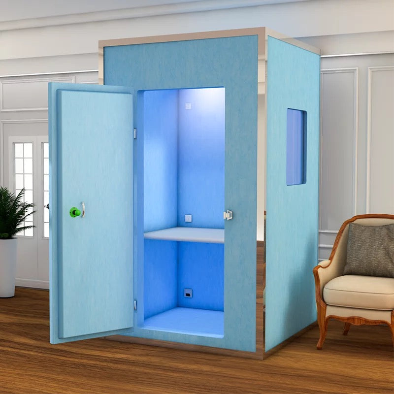 Gesangskabine SOLID Polymer Fiber von Bassaffine – blaue Vocal Booth mit geöffneter Tür, schallisolierte Studio- und Aufnahmekabine für Home-Recording und Podcast